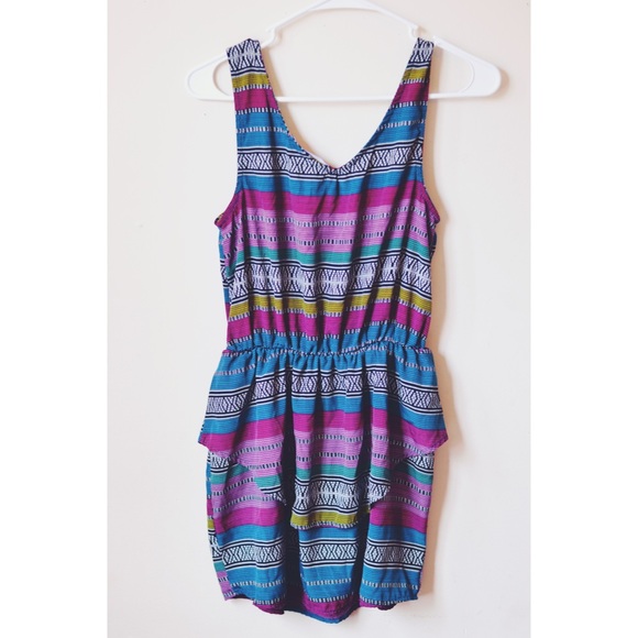 Geometric pattern, multi colored dress! - Picture 1 of 3