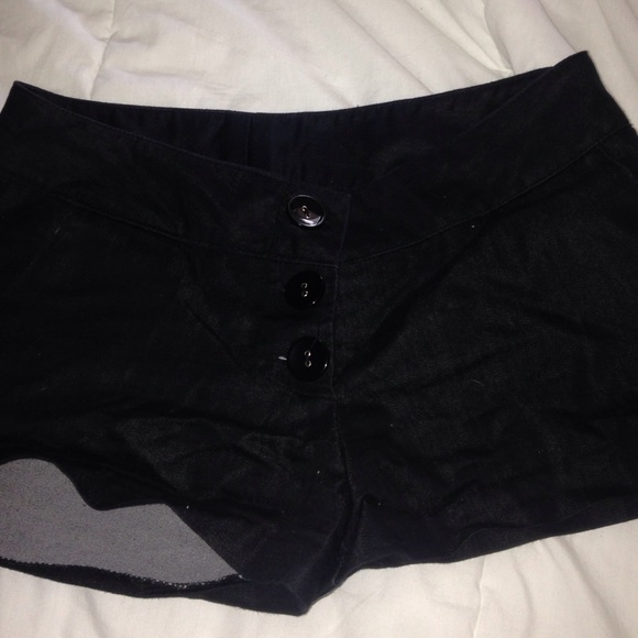 Wetseal black shorts