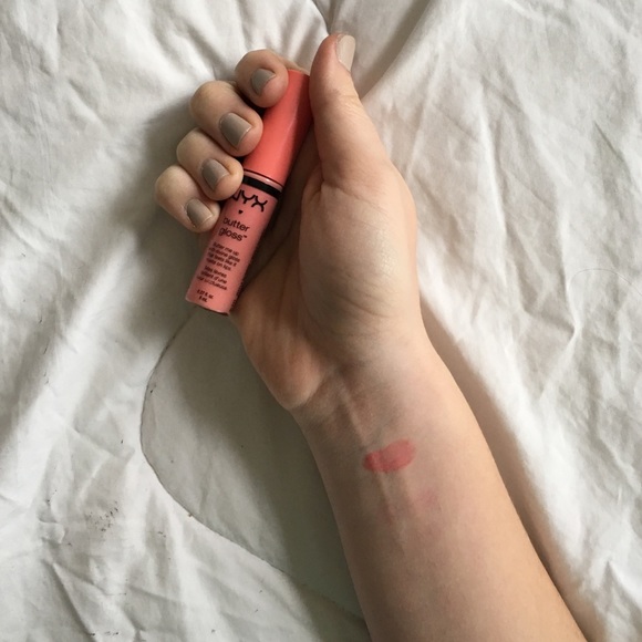 NYX butter gloss in Maple Blondie