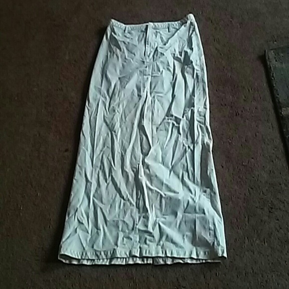 Long skirt - Picture 1 of 2