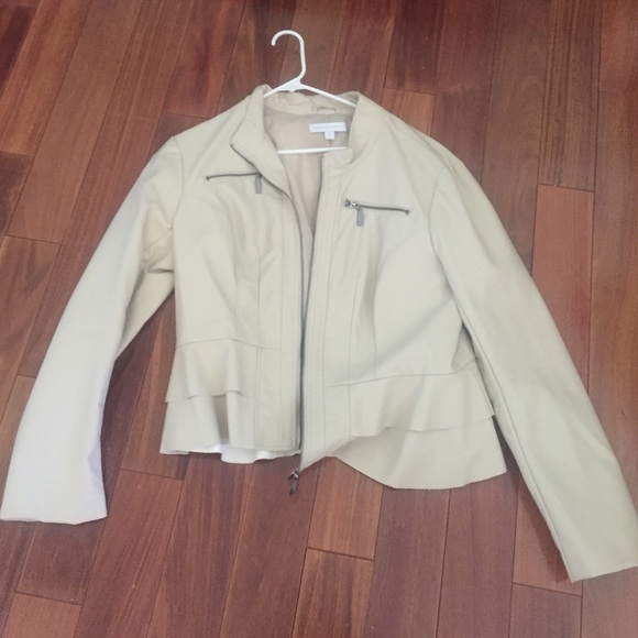 white frill blazer