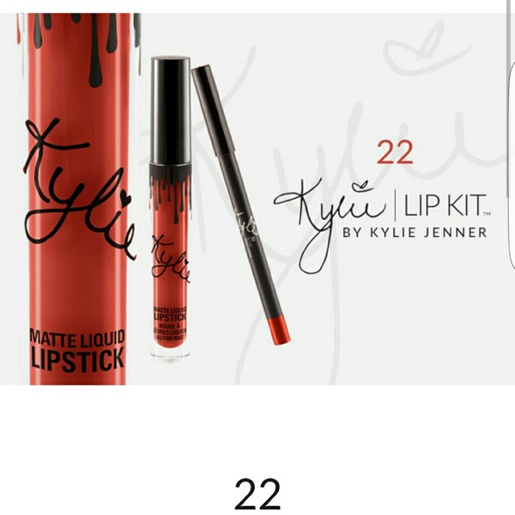 Trade for @nibeav new! In box! Kylie lip kit 22!