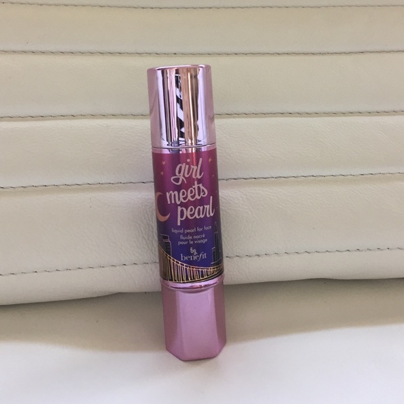 Benefit 'Girl Meets Pearl'