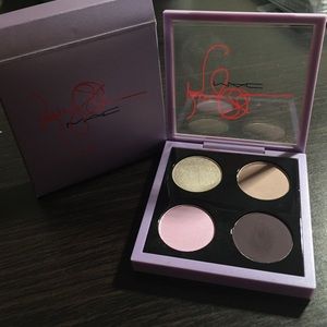 MAC Kelly Osbourne Bloody Brilliant Quad