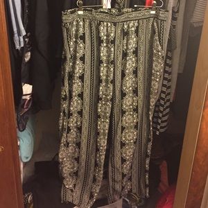 Black and white palazzo pants