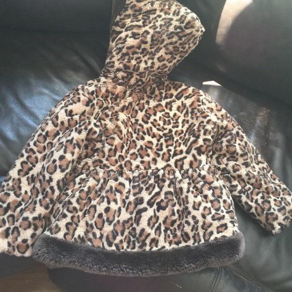 Toddler Leopard Coat Size 2T - Picture 2 of 4