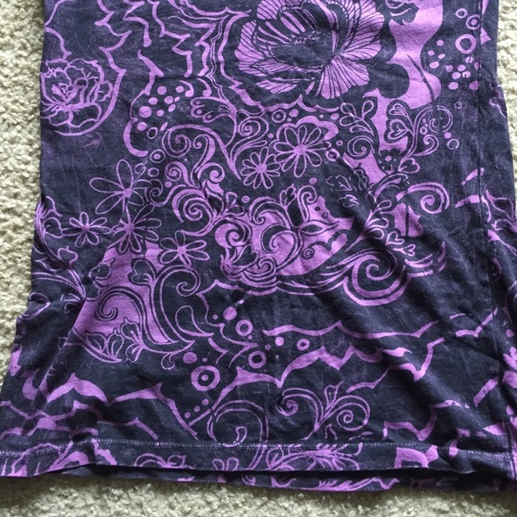 💜 CUTE TOP💜 - Picture 2 of 4
