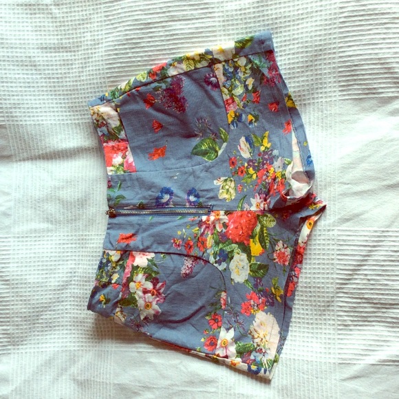Adorable Shorts with Flower Print