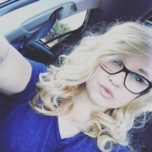 Meet your Posher, Brittany