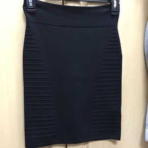 Adorable black knit pencil skirt