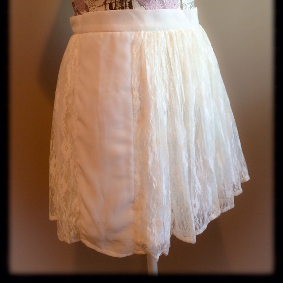 ✨NWOT Naanaa Lace Silk Skirt✨ - Picture 2 of 3