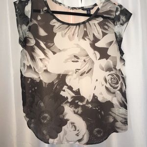 American eagle floral shirt