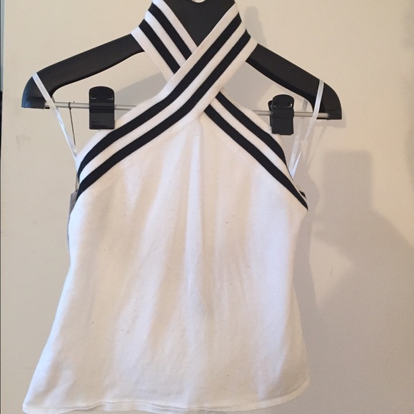 Black and white halter.