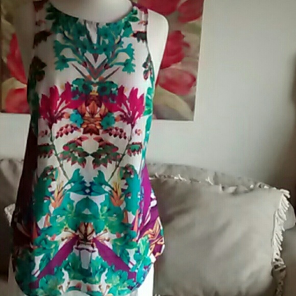 Floral zip up blouse tunic