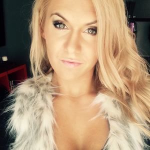 Meet your Posher, Monika