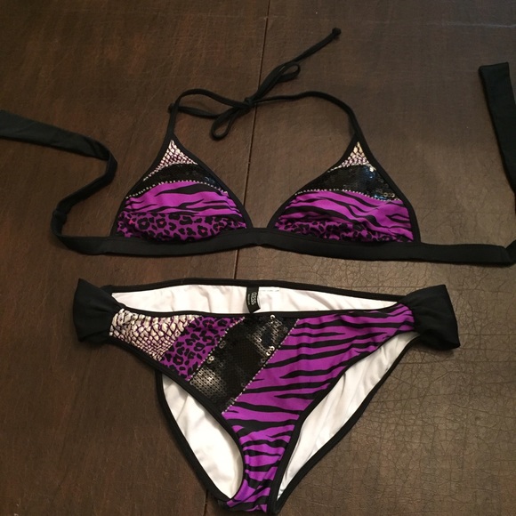 Guess bikini