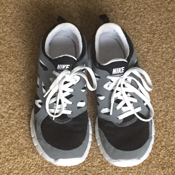 Nike free run running shoes