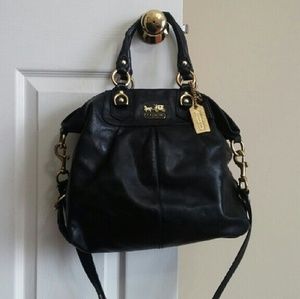 ✨Reserved for @trsdmomnt✨Coach Madison Satchel