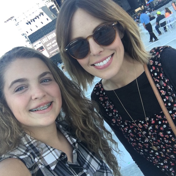 Meet | Leila - Picture 5 of 6