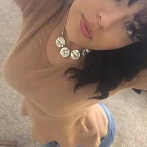 Meet your Posher, Krystle