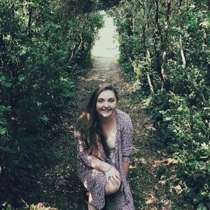 Meet your Posher, Christine