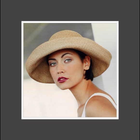 H.P.🎉. 👒ERIC JAVITS "Squishee" Hat