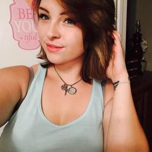 Meet your Posher, Casey