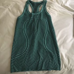lululemon tank