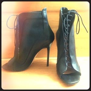 Renvy Etsey Peep Toe Lace-Up Bootie