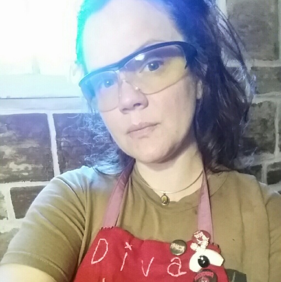 Meet your Posher, Jessica - Picture 4 of 4