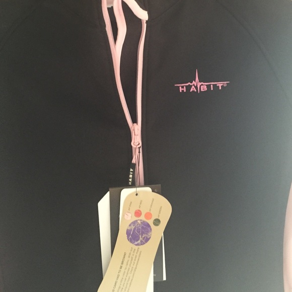 Black and pink camo jacket - Picture 2 of 3