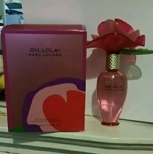 Oh, Lola marc jacobs perfume