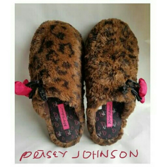 Bundle of 3-cutie patotie slippers - Picture 2 of 4