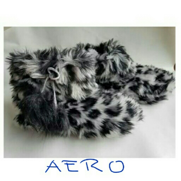 Bundle of 3-cutie patotie slippers - Picture 3 of 4