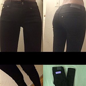 Black skinny jeans