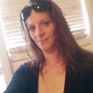 Meet your Posher, Carrie