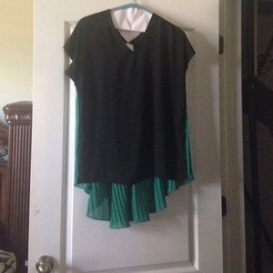 Beautiful blouse with high low detail