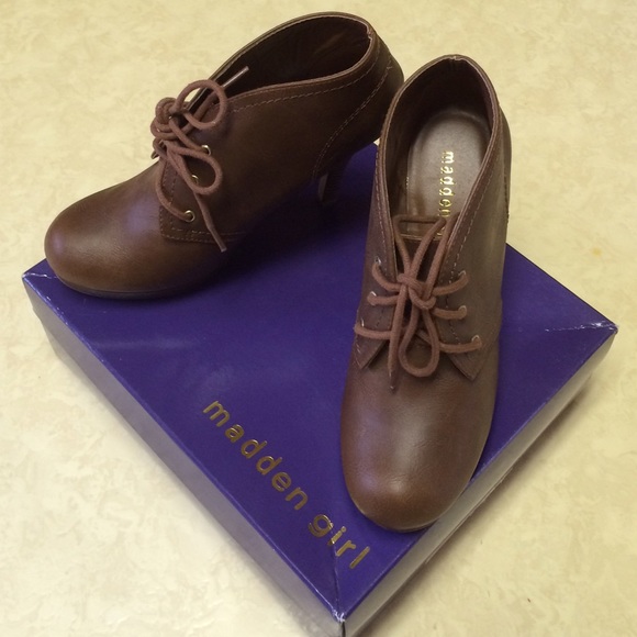 LAST CHANCE! NWOT MADDEN GIRL ANKLE HEELED BOOTS!