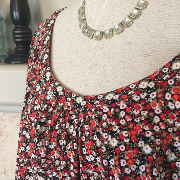 NWOT Allen B. Top in XL - Picture 4 of 4
