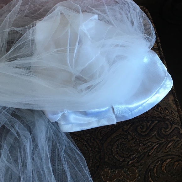 Bride turban silk white main image 4