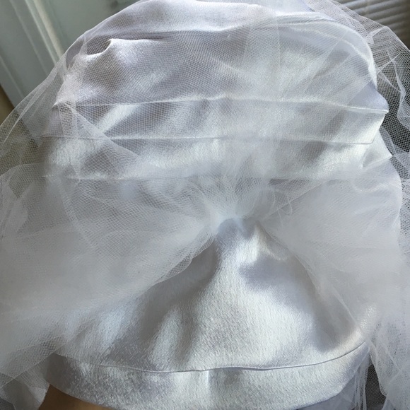 Bride turban silk white