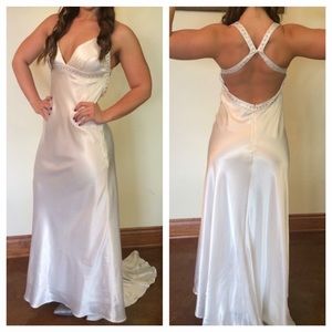 Silk white evening gown/prom dress