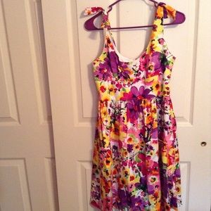 NWOT Floral Print Spring Dress