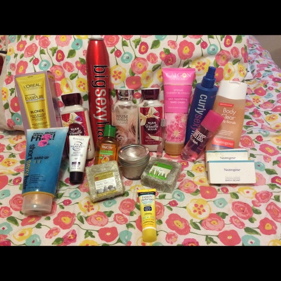 Bundle new used Sexy hair Bath Body lotions soaps
