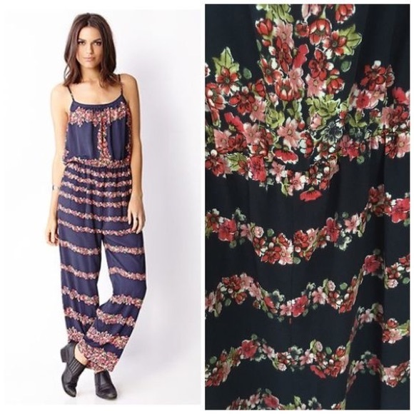 Floral wide leg jumpsuit. NWT