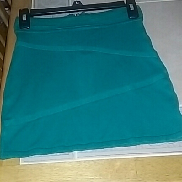 Skirt - Picture 2 of 4