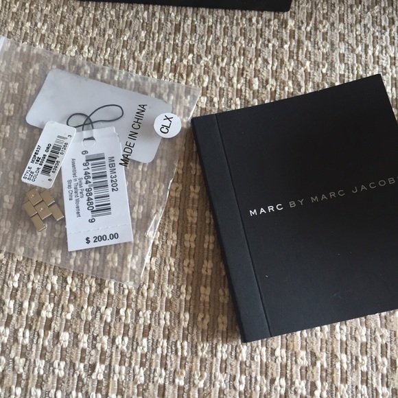 Marc Jacobs watch - Picture 4 of 4