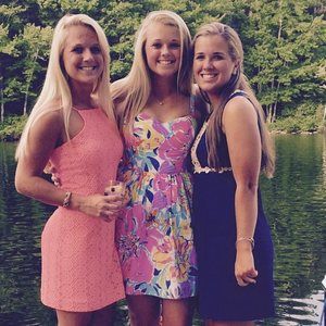 Meet your Posher, Chloe