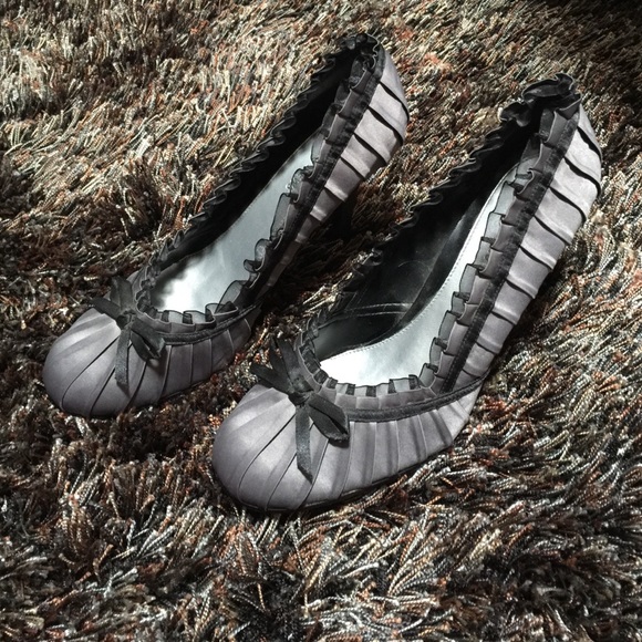 Satin Grey and black heels