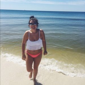 Meet your Posher, Katelyn